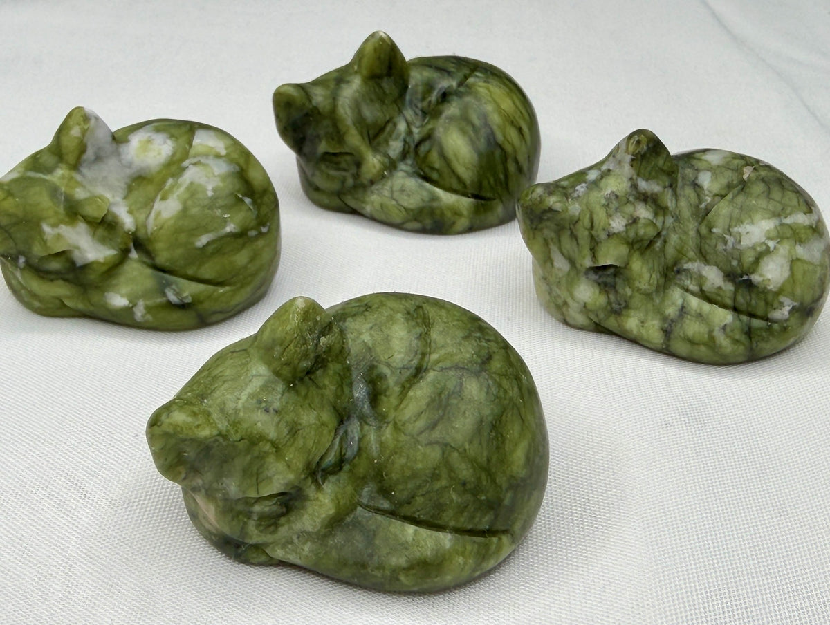 Serpentine (Xiuyan Jade) Sleeping Cat