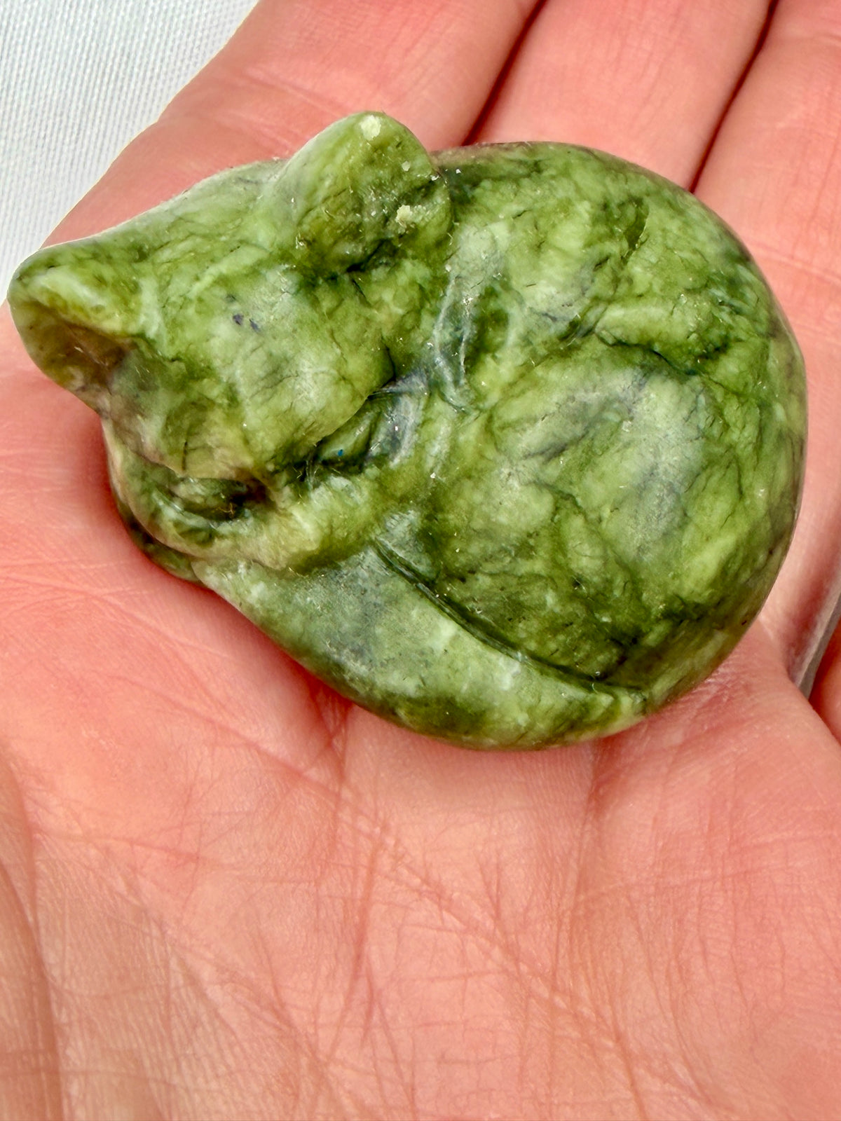 Serpentine (Xiuyan Jade) Sleeping Cat